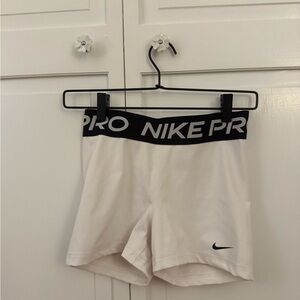 Nike Pro Dri-FIT Cream Top